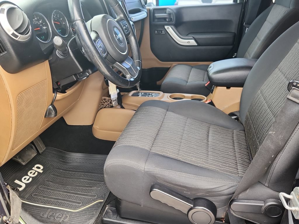 Used 2012 Jeep Wrangler Sahara w/ Dual Top Group AWD/4WD image 7