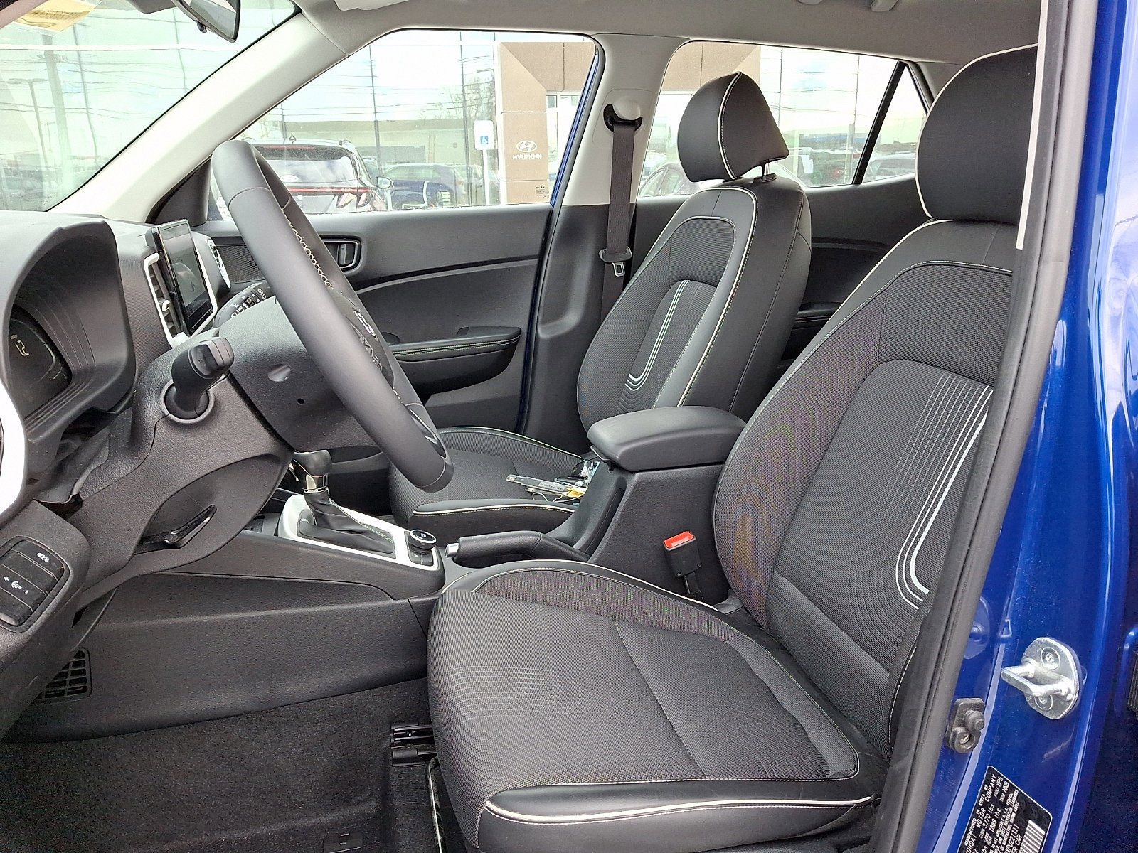 Certified 2023 Hyundai Venue Limited image 13