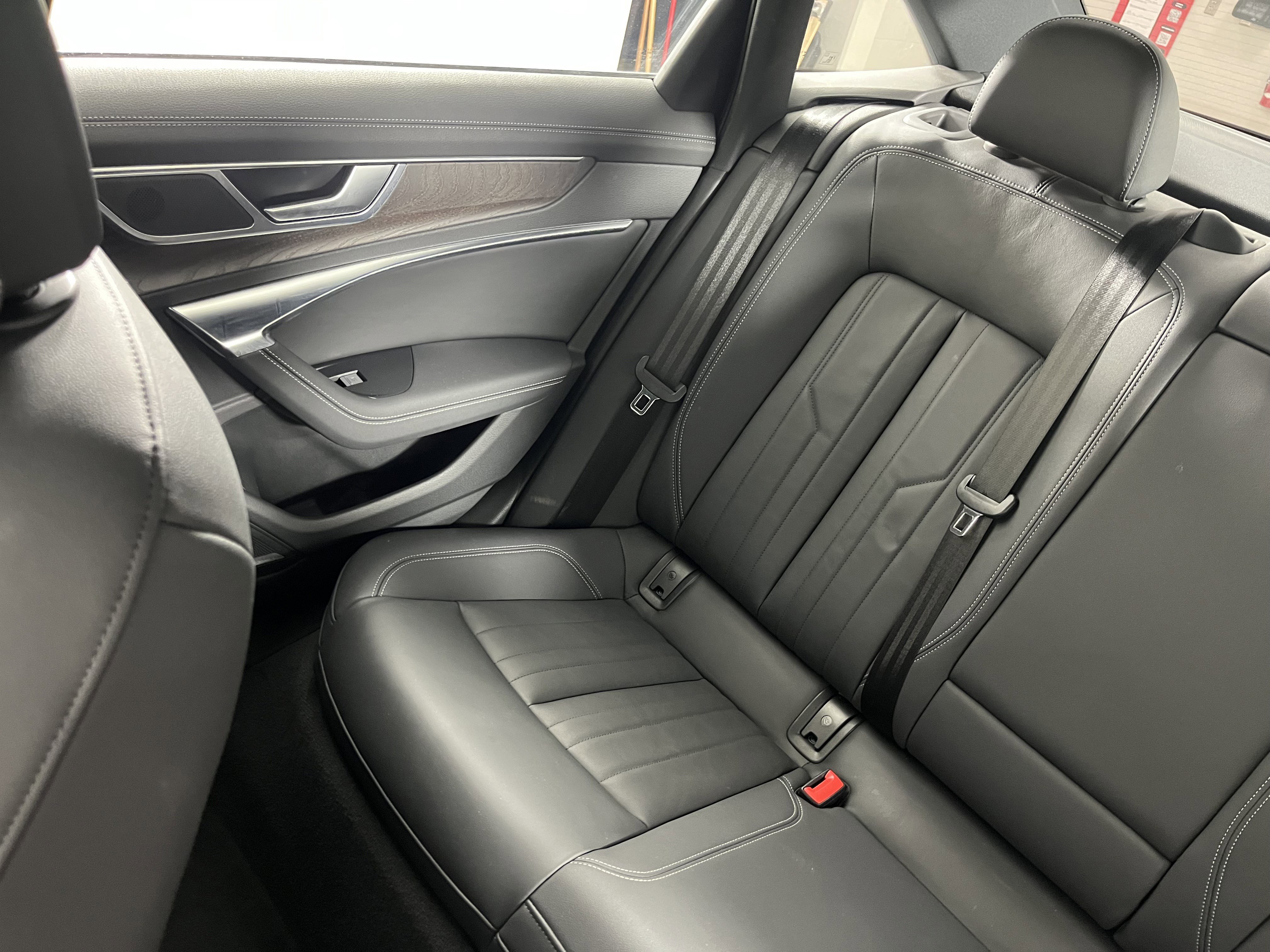 Used 2021 Audi A6 Premium Plus w/ Premium Plus Package image 22