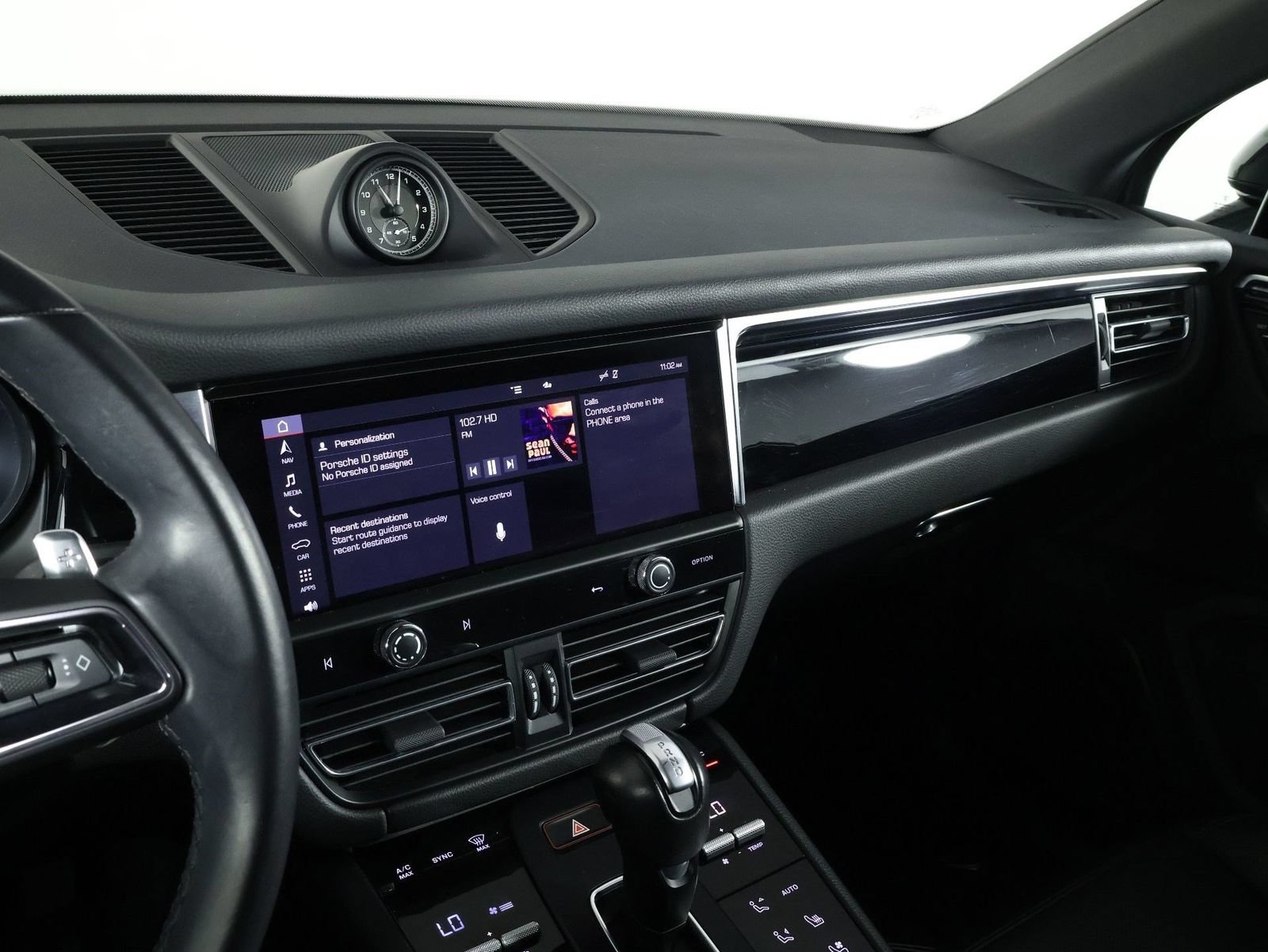 Certified 2023 Porsche Macan AWD/4WD image 13