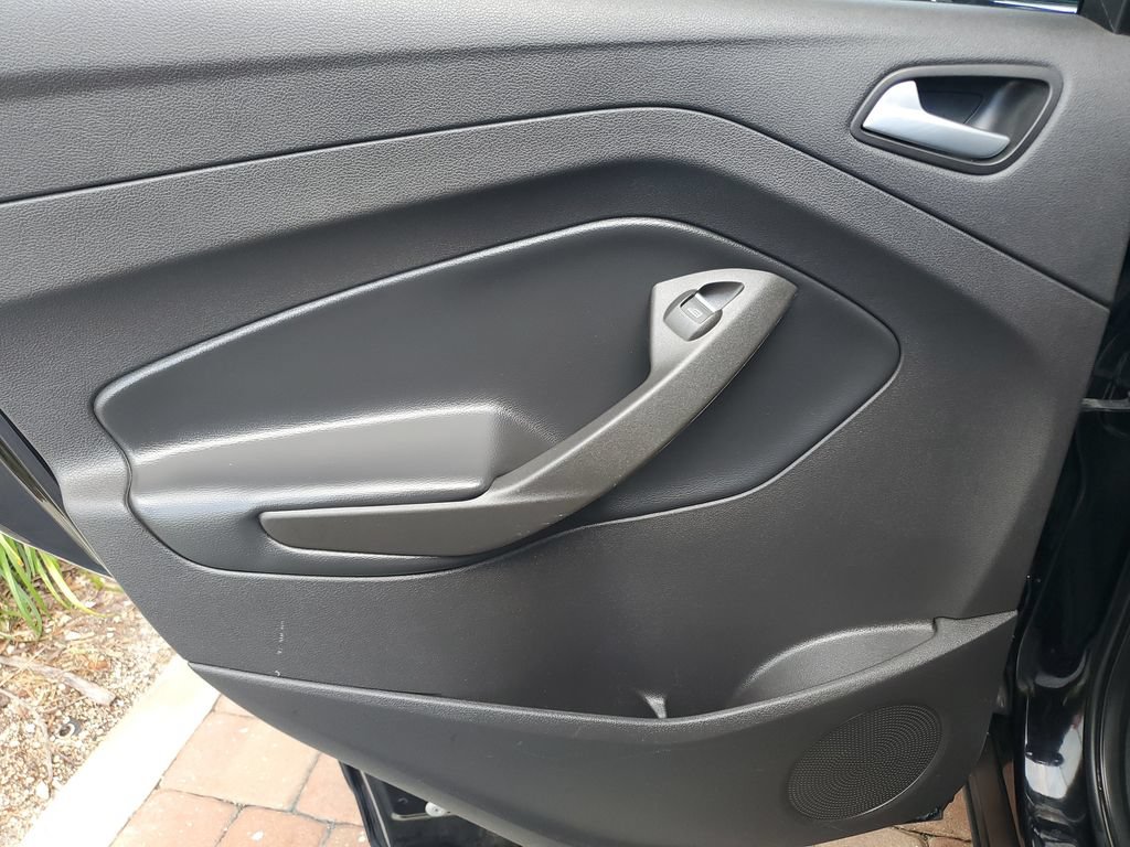 Used 2019 Ford Escape SEL FWD image 11
