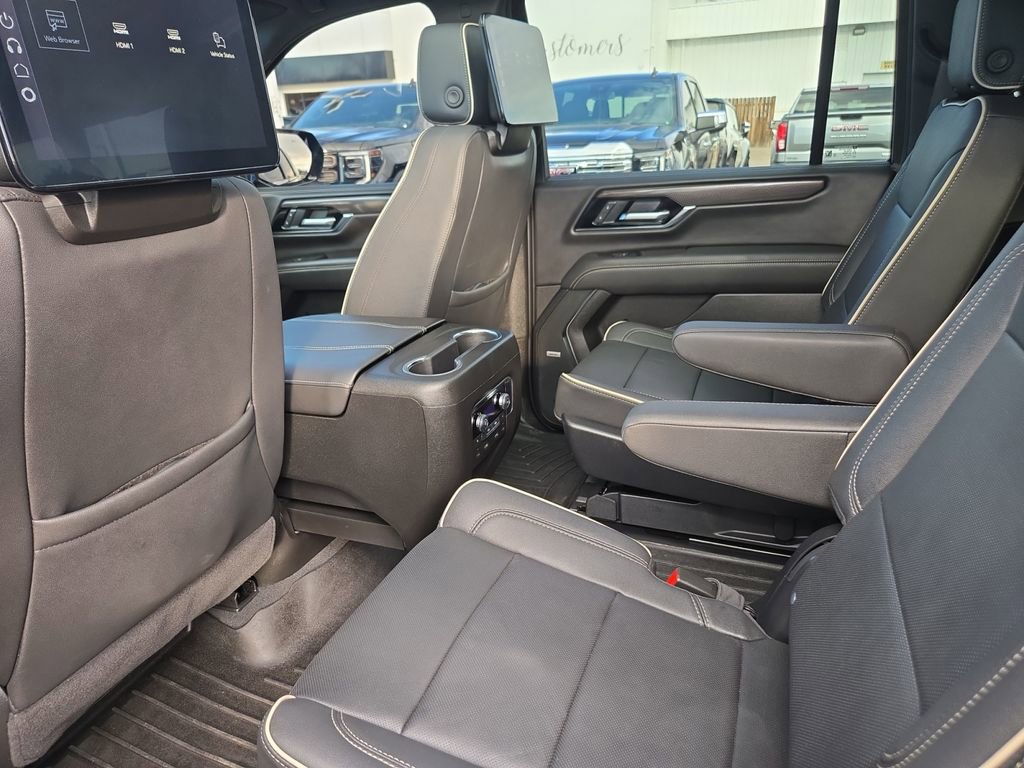 Used 2025 GMC Yukon XL Elevation w/ Elevation Premium Package image 36