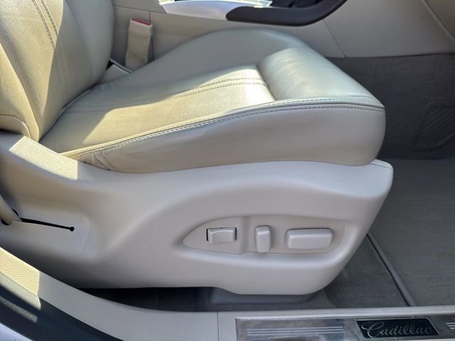 Used 2015 Cadillac SRX Premium AWD/4WD image 31