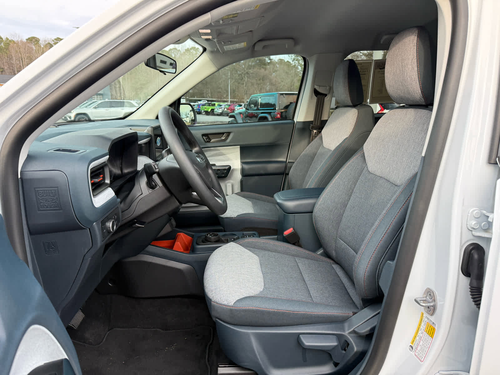 Used 2024 Ford Maverick XLT image 12