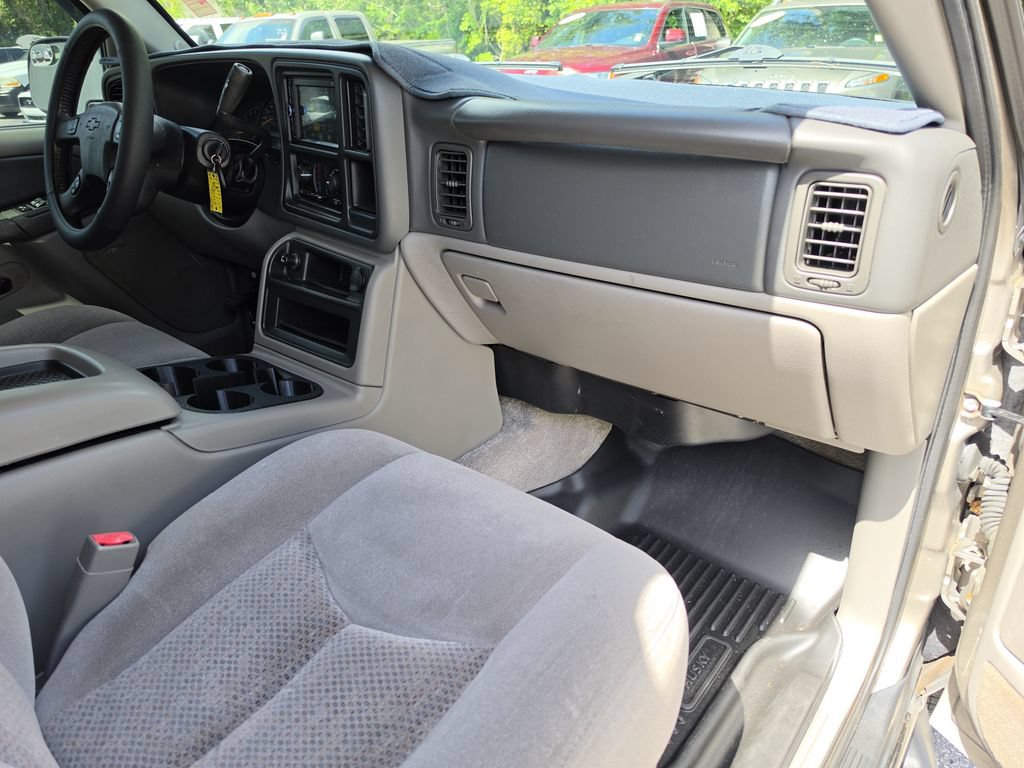 Used 2003 Chevrolet Tahoe LS AWD/4WD image 12