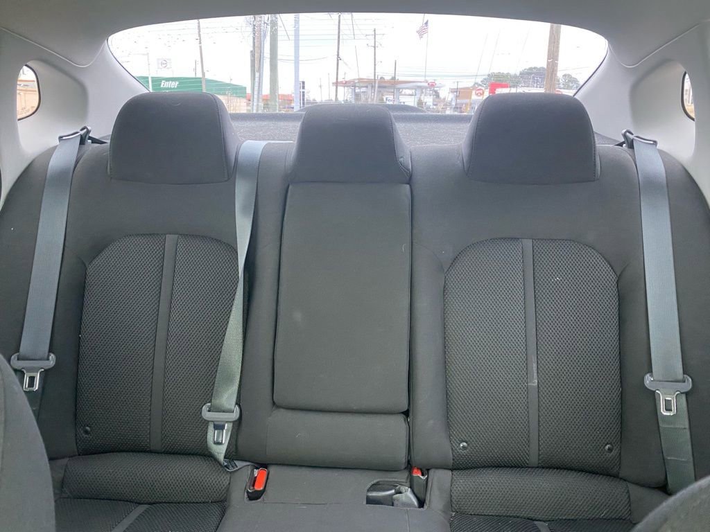 Used 2020 Kia Optima LX image 25