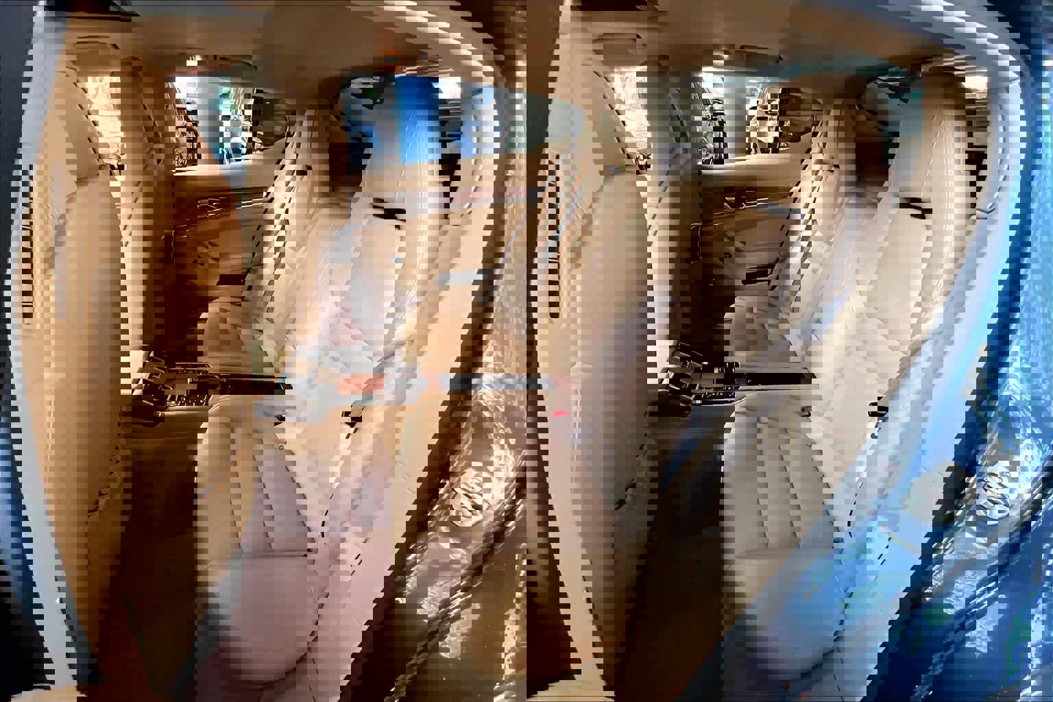 Used 2014 Porsche Panamera image 19