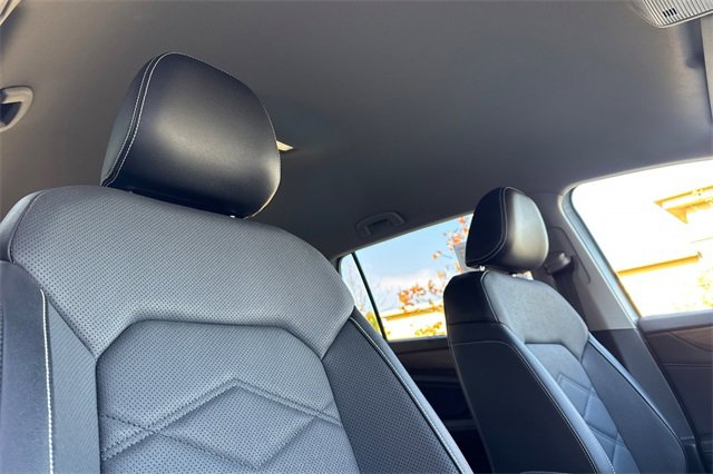 Used 2024 Volkswagen Atlas SE image 20