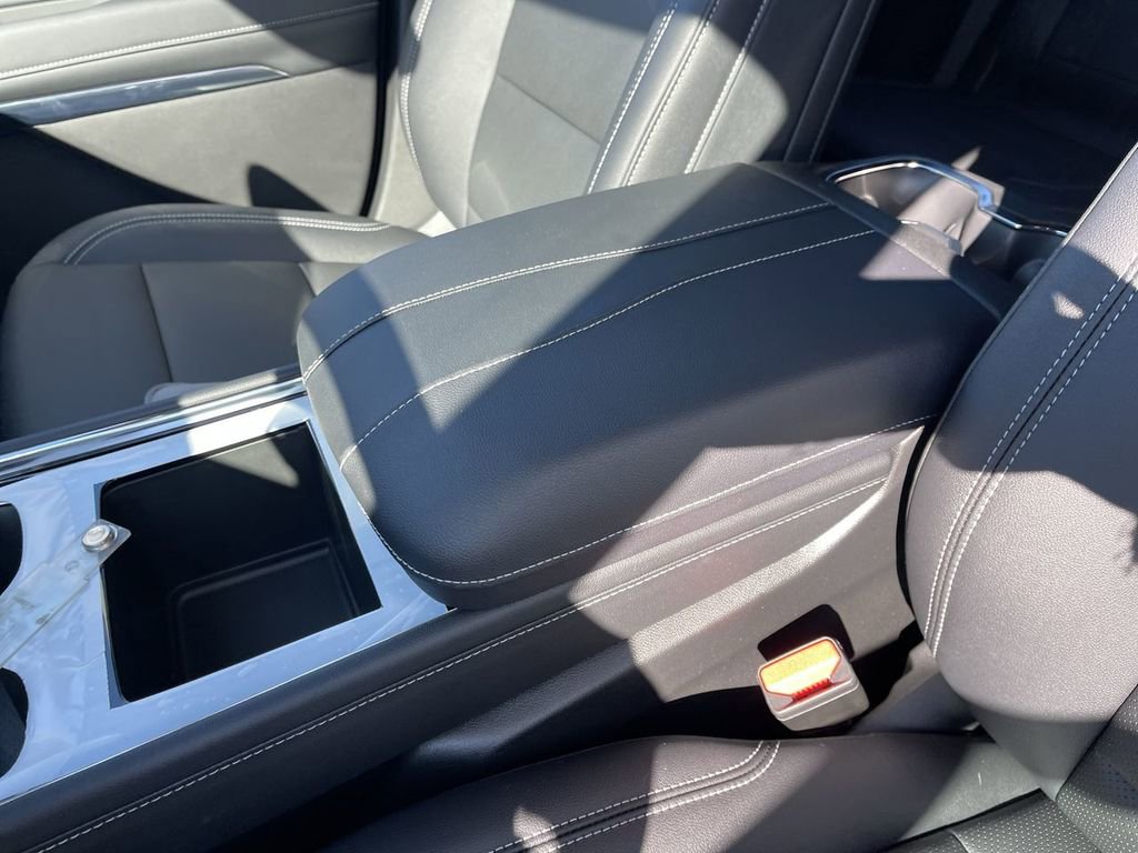 New 2026 Chevrolet Traverse LT w/ Driver Confidence Package image 21