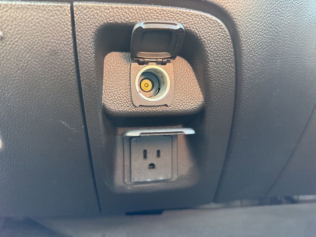 Used 2017 Chevrolet Silverado 2500 LT w/ All Star Edition image 38