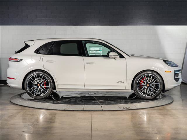 New 2026 Porsche Cayenne GTS AWD/4WD image 8