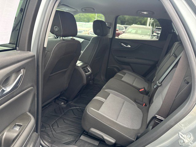 Used 2025 Chevrolet Blazer LT w/ Convenience Package FWD image 17