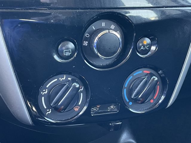 Used 2018 Nissan Versa Note SV FWD image 20