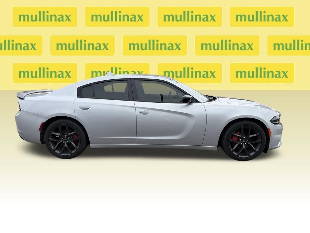 Used 2023 Dodge Charger SXT w/ Blacktop Package RWD image 11