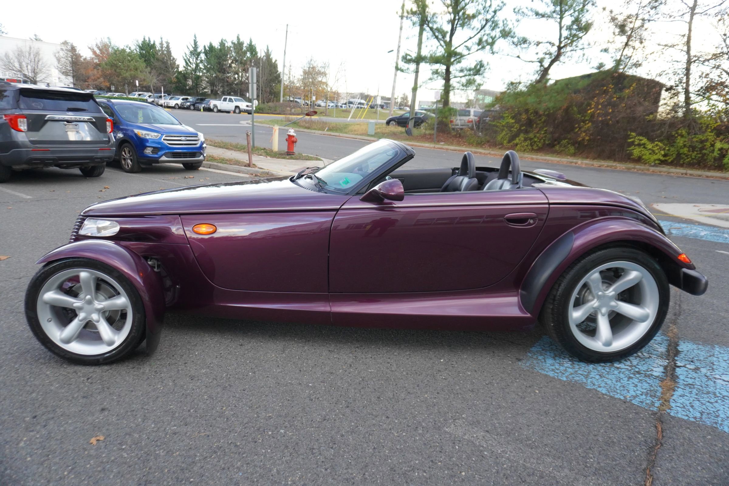 Used 1999 Plymouth Prowler Roadster 2D image 9