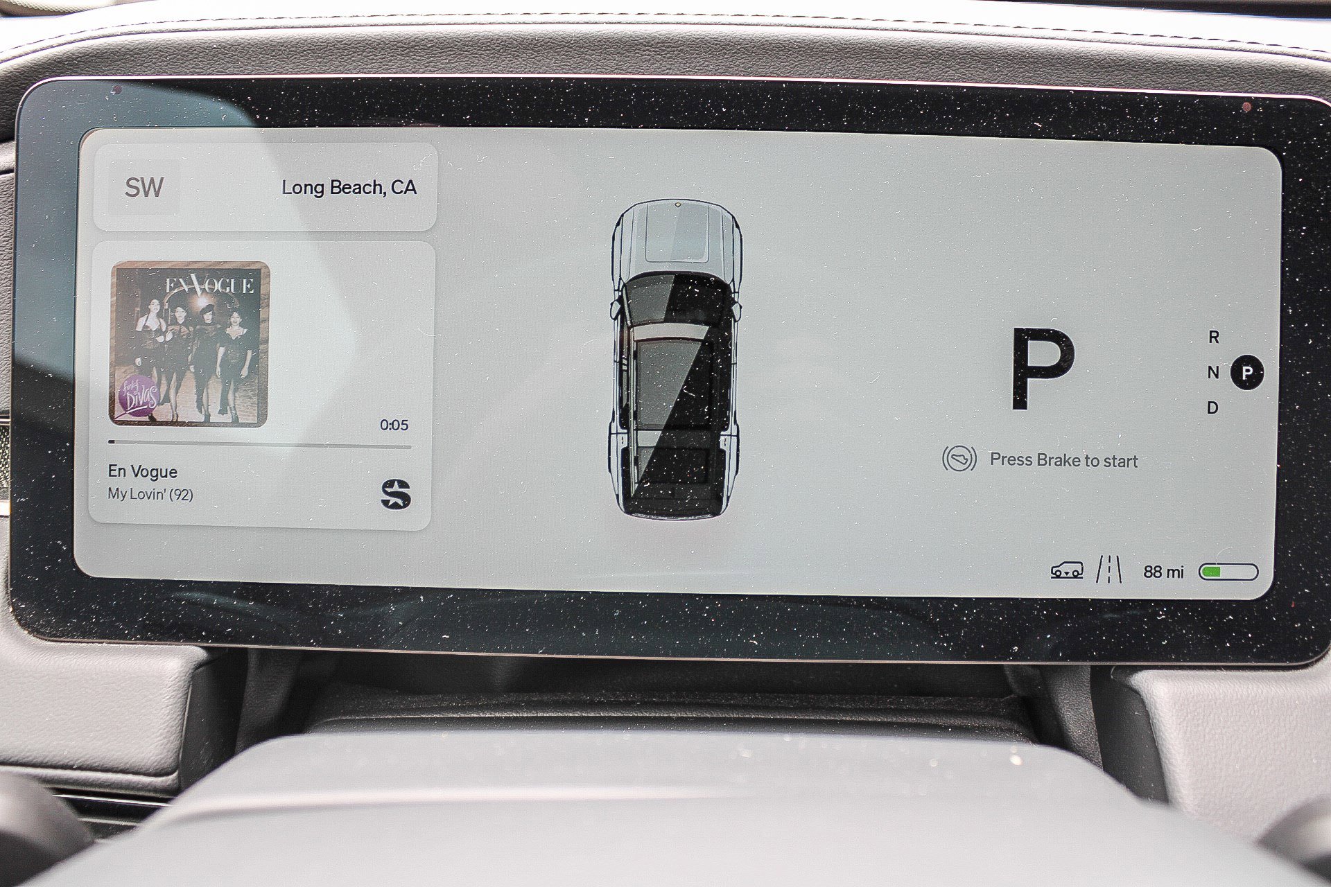 Used 2025 Rivian R1S Adventure AWD/4WD image 22