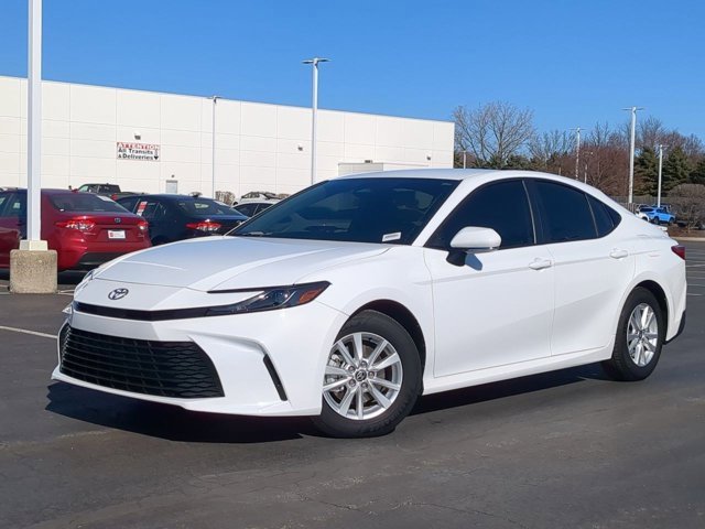 Certified 2025 Toyota Camry LE w/ Convenience Package video 2