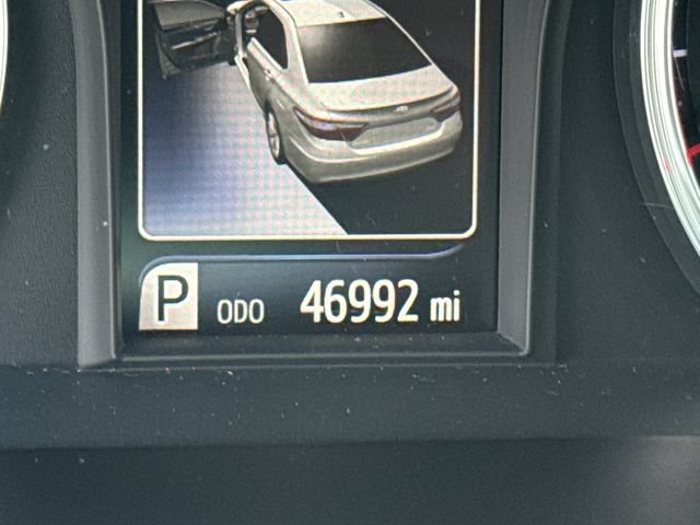 Used 2017 Toyota Camry SE FWD image 35