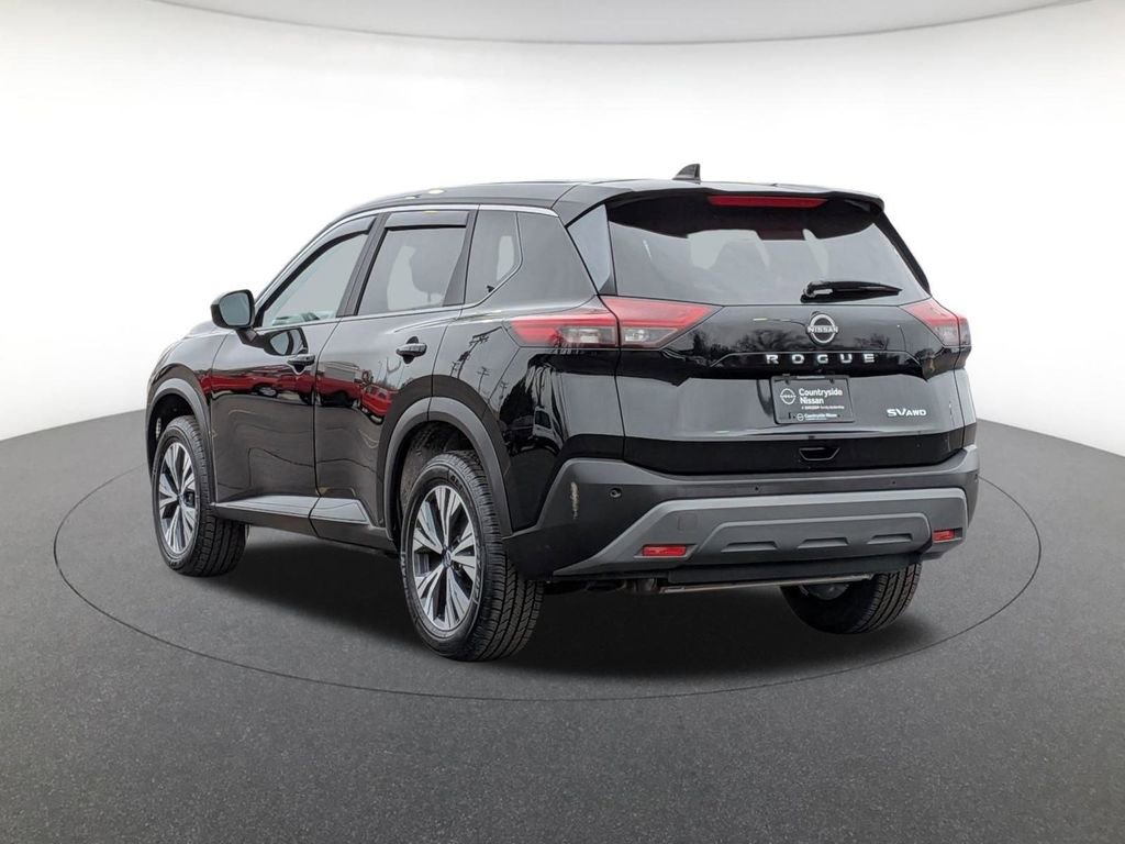 Used 2023 Nissan Rogue SV image 7