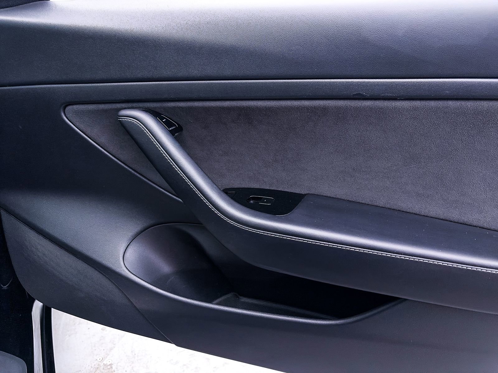 Used 2020 Tesla Model 3 Standard Range Plus RWD image 28