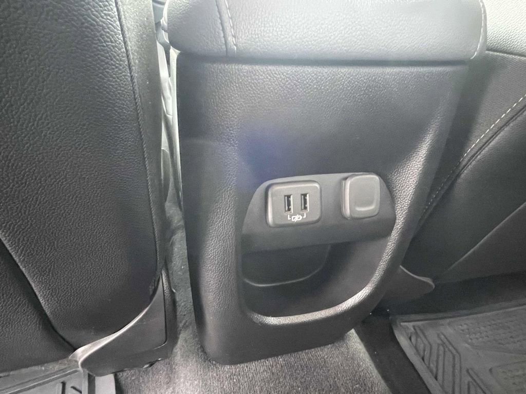 Used 2020 Chevrolet Colorado Z71 image 14