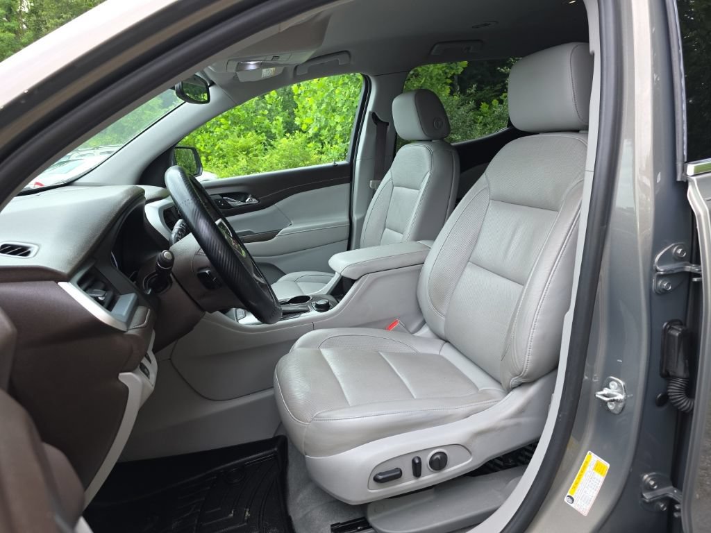 Used 2019 GMC Acadia SLT AWD/4WD image 11