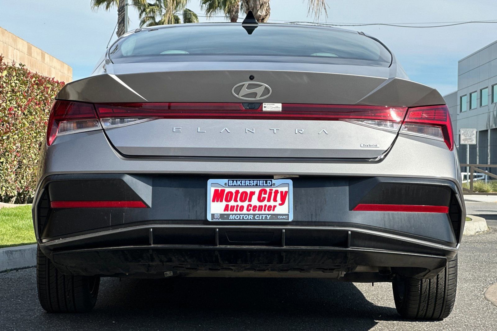 Used 2025 Hyundai Elantra Limited image 5