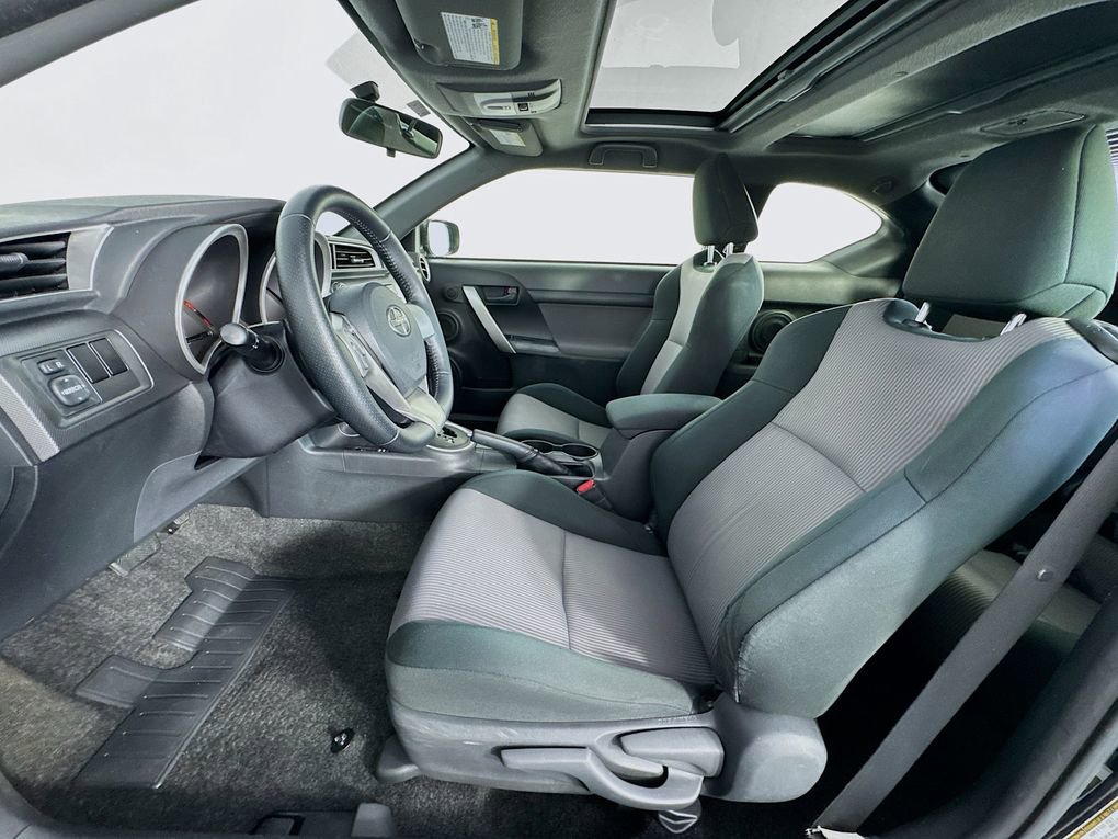 Used 2015 Scion tC image 12