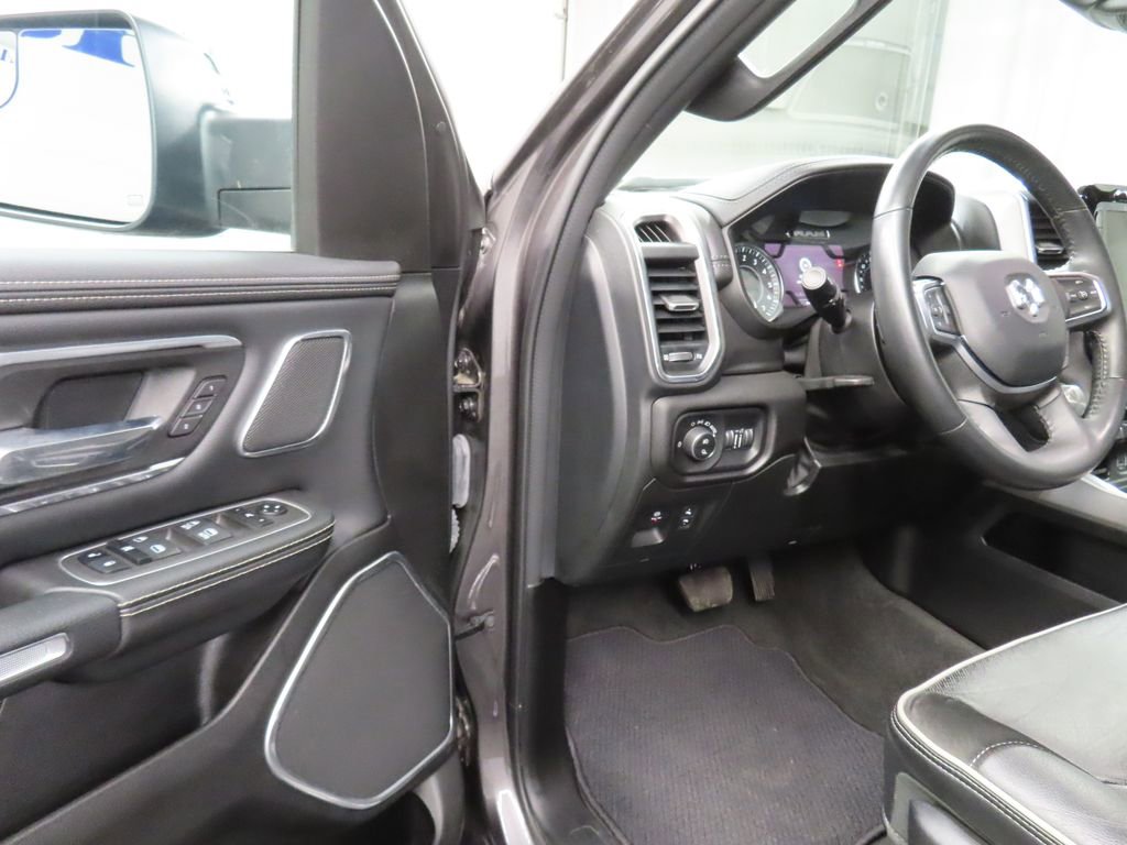 Used 2023 RAM 1500 Laramie AWD/4WD image 47