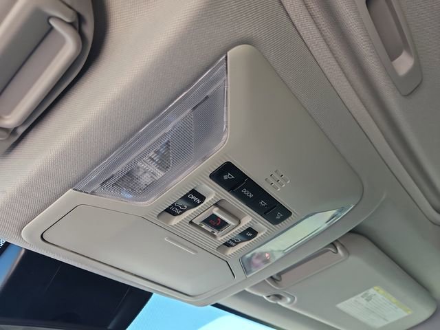 Used 2023 Toyota RAV4 XLE w/ Convenience Package image 32