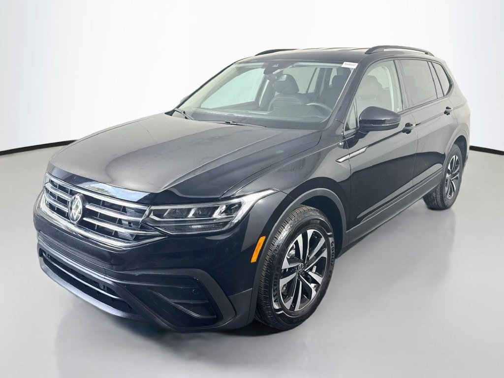 Used 2024 Volkswagen Tiguan S FWD image 4