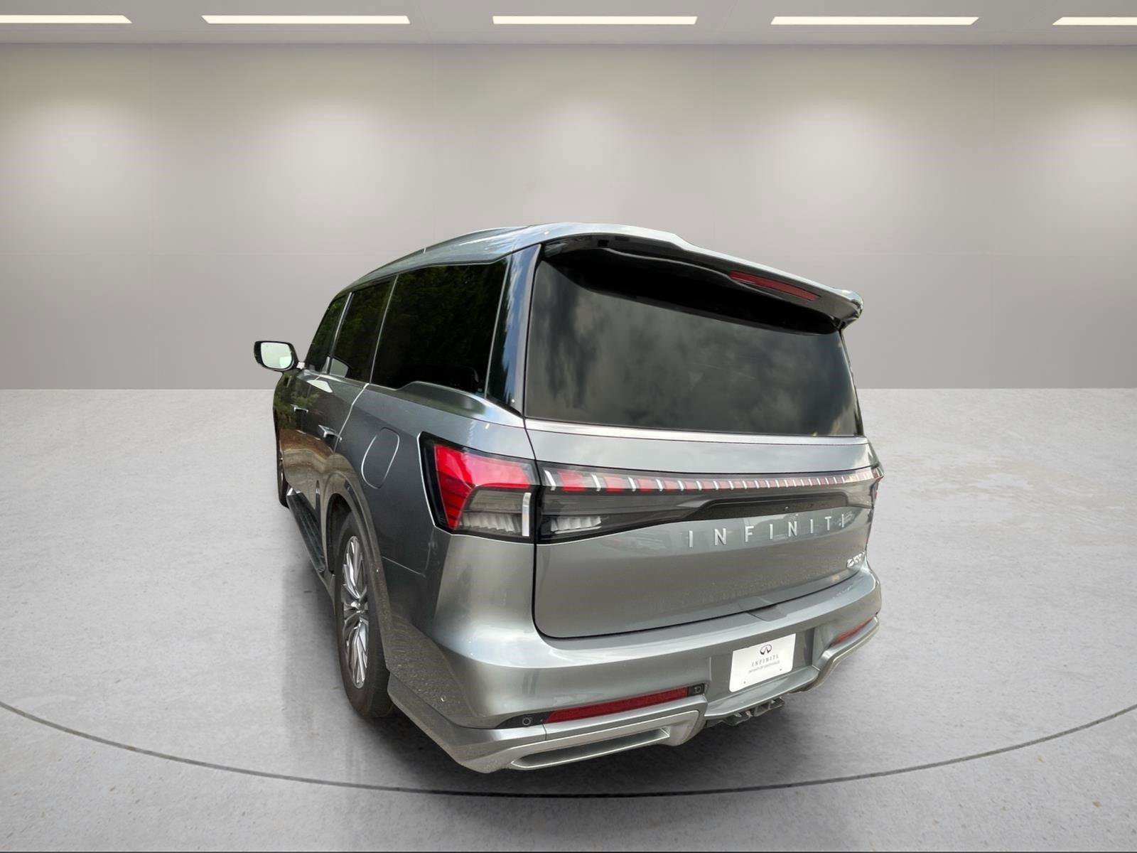 Certified 2025 INFINITI QX80 Sensory AWD/4WD image 14