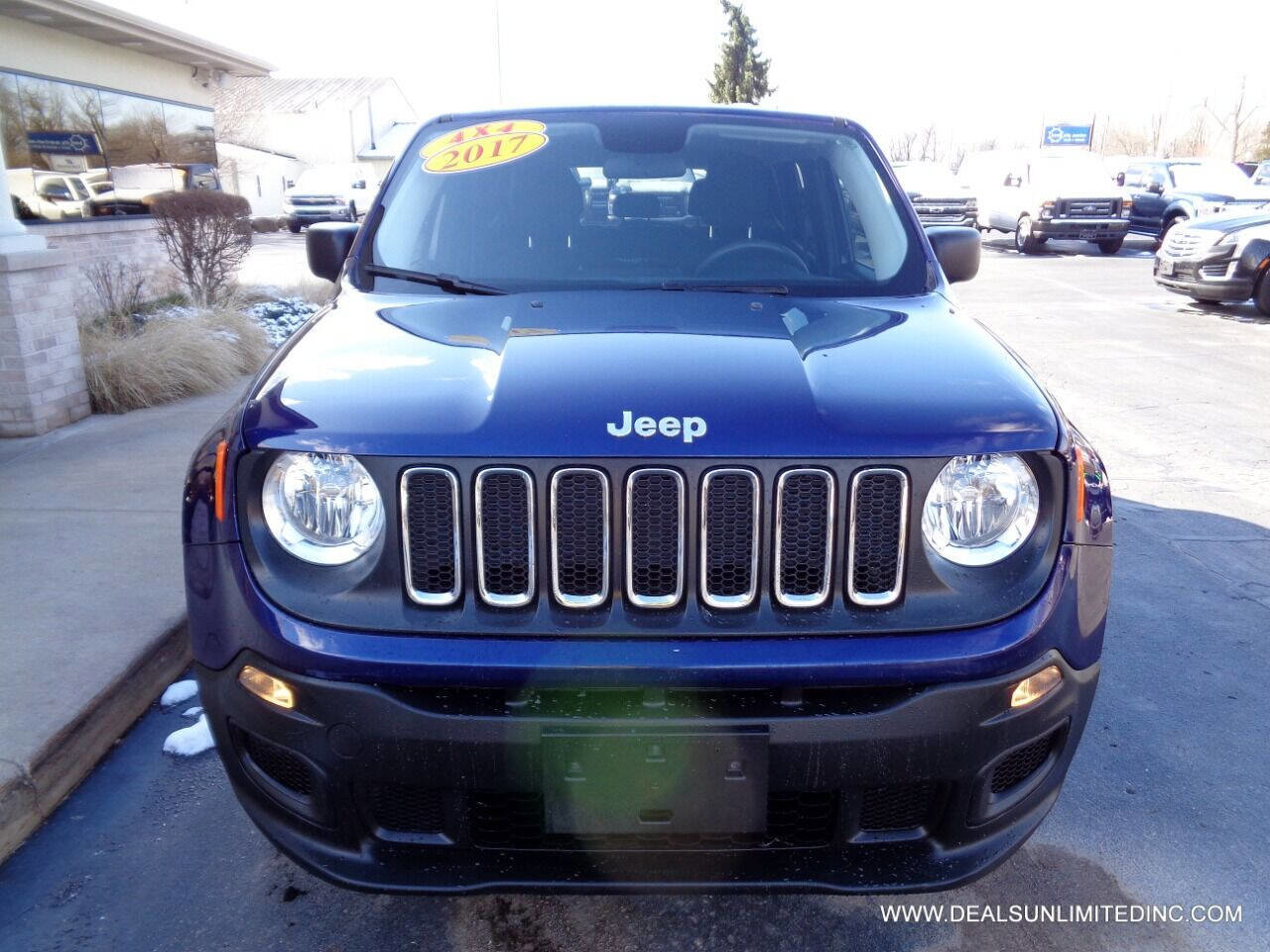 Used 2017 Jeep Renegade Sport w/ Power & Air Group image 21