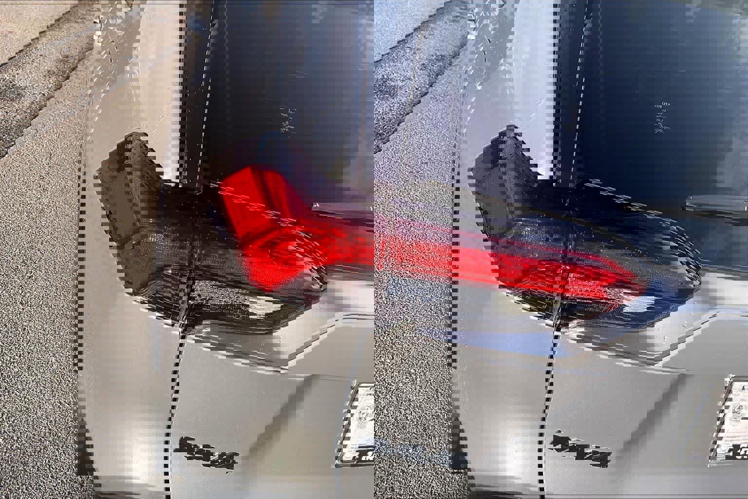 Used 2025 Toyota RAV4 XSE image 28