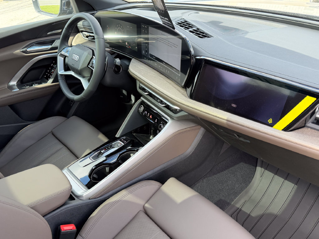 New 2026 Audi Q5 Premium Plus AWD/4WD image 12