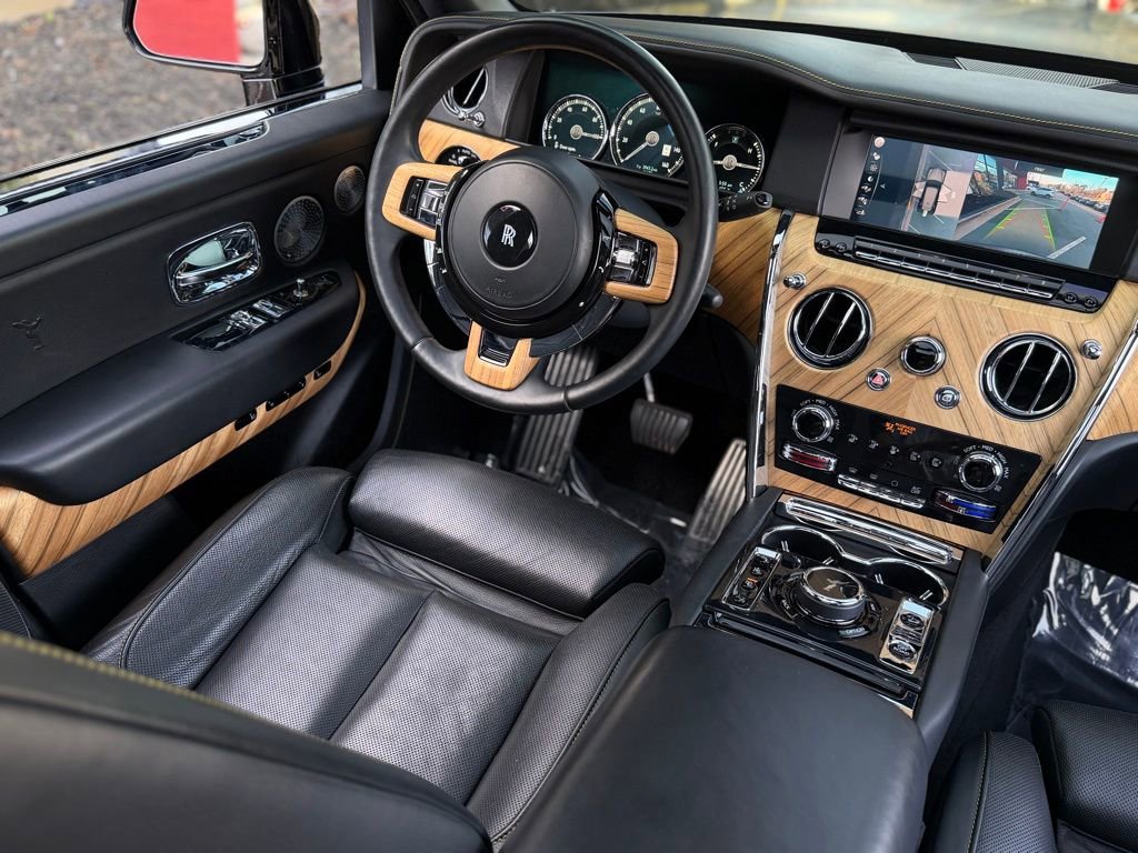 Used 2019 Rolls-Royce Cullinan image 48