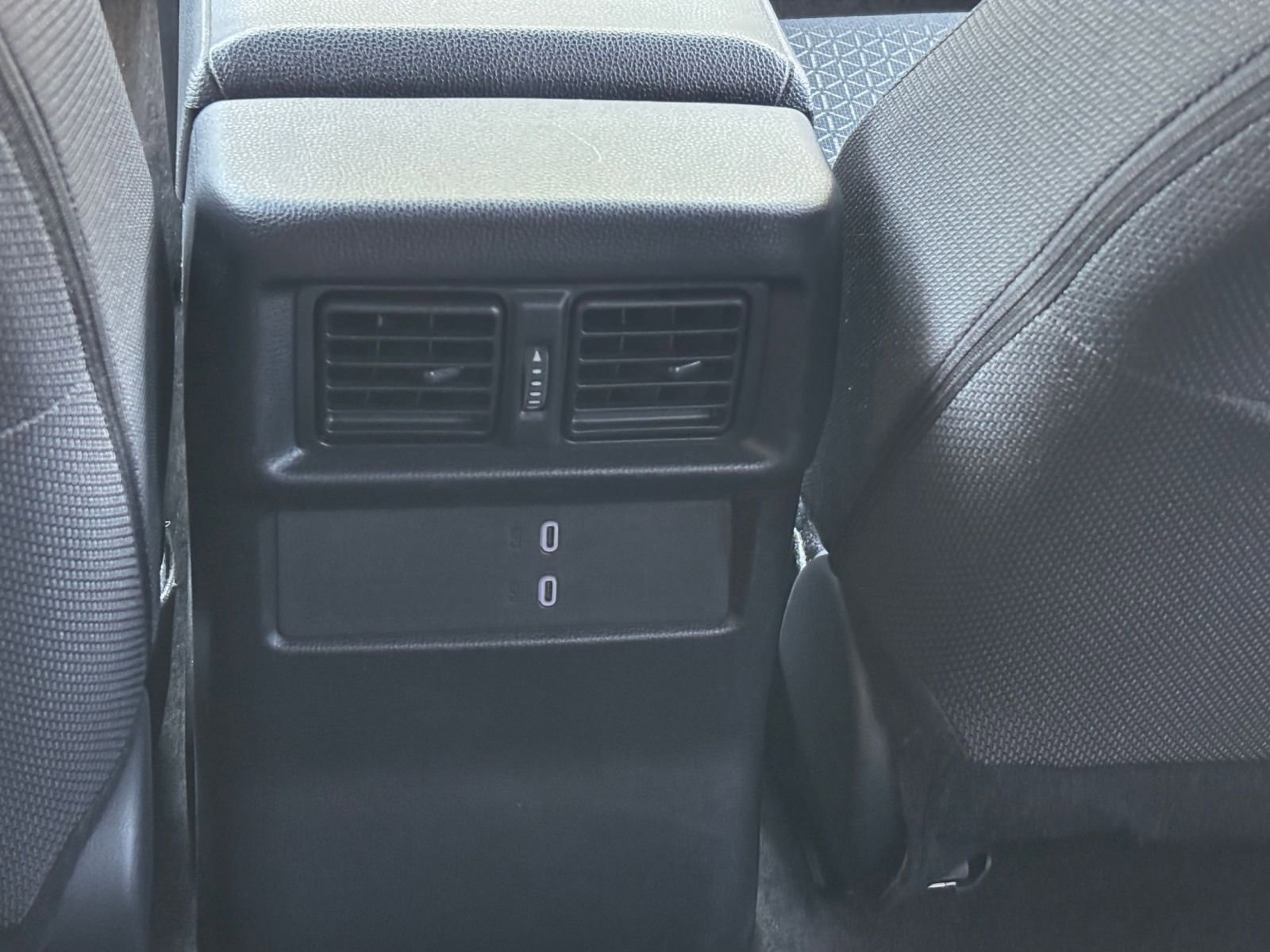 Used 2025 Toyota 4Runner SR5 image 24