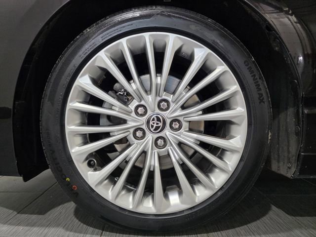 Used 2021 Toyota Avalon Limited w/ Advanced Safety Package image 24