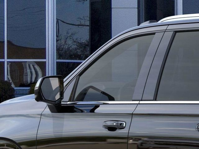 New 2026 Chevrolet Suburban Premier image 14