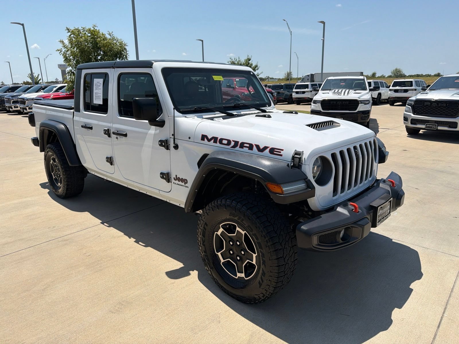 Used 2021 Jeep Gladiator Mojave AWD/4WD image 7