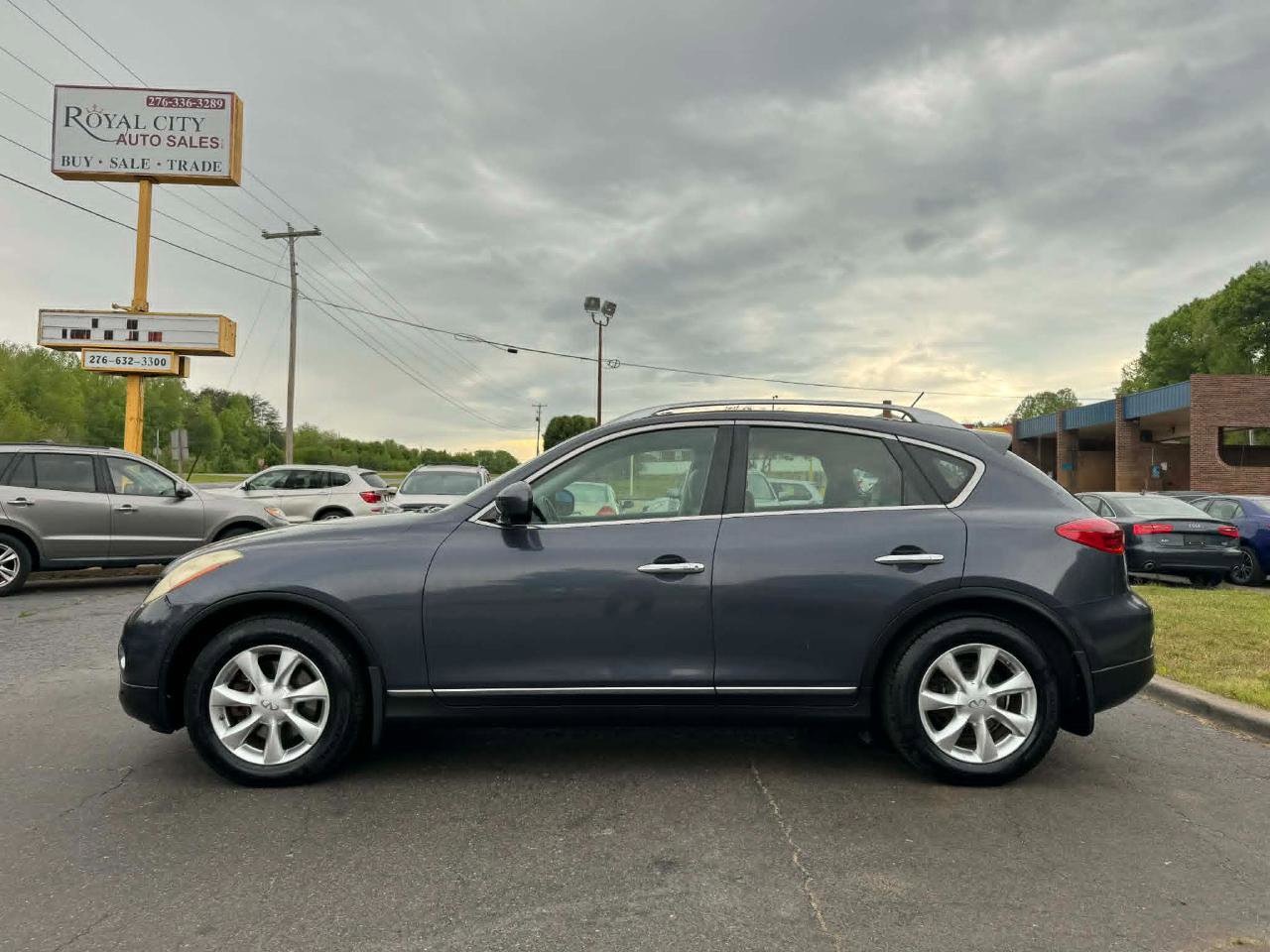 Used 2010 INFINITI EX35 Journey AWD/4WD image 8