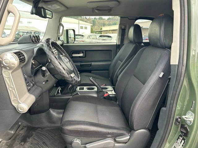 Used 2013 Toyota FJ Cruiser 4WD w/ Convenience Pkg image 13