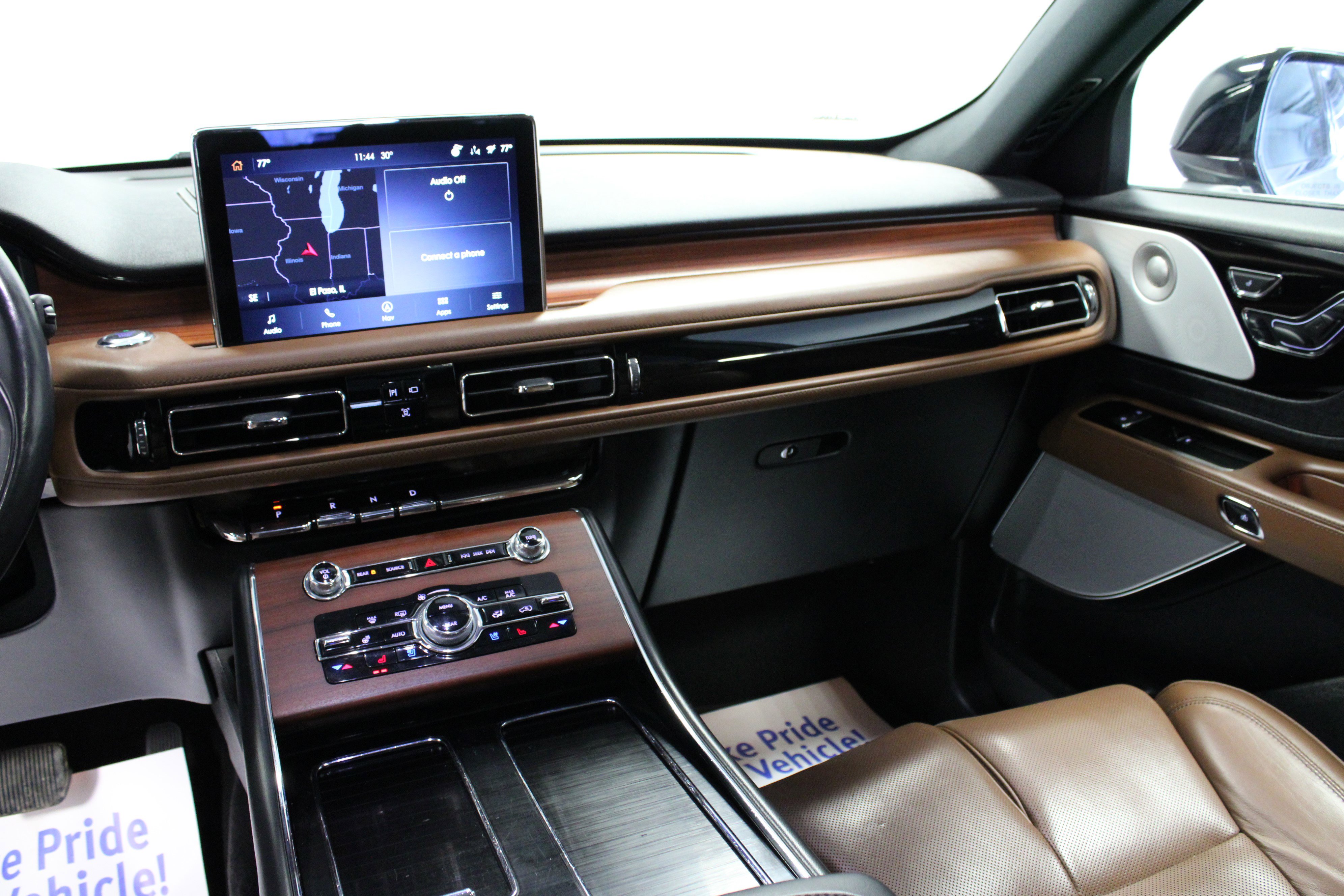 Used 2022 Lincoln Aviator Reserve w/ Equipment Group 201A image 20