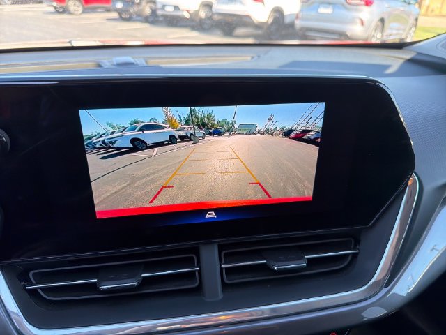 Used 2024 Chevrolet Trax ACTIV w/ Sunroof Package FWD image 22