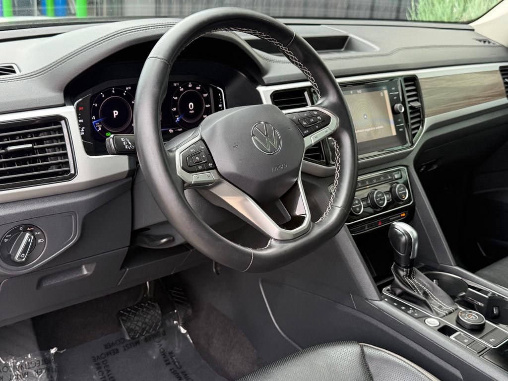 Used 2022 Volkswagen Atlas SEL AWD/4WD image 19