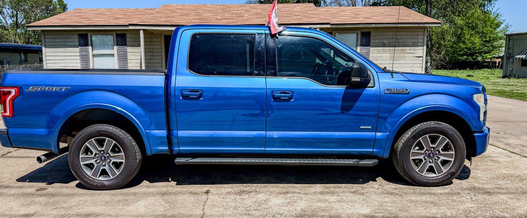 Used 2016 Ford F150 XLT w/ Equipment Group 302A Luxury RWD image 2