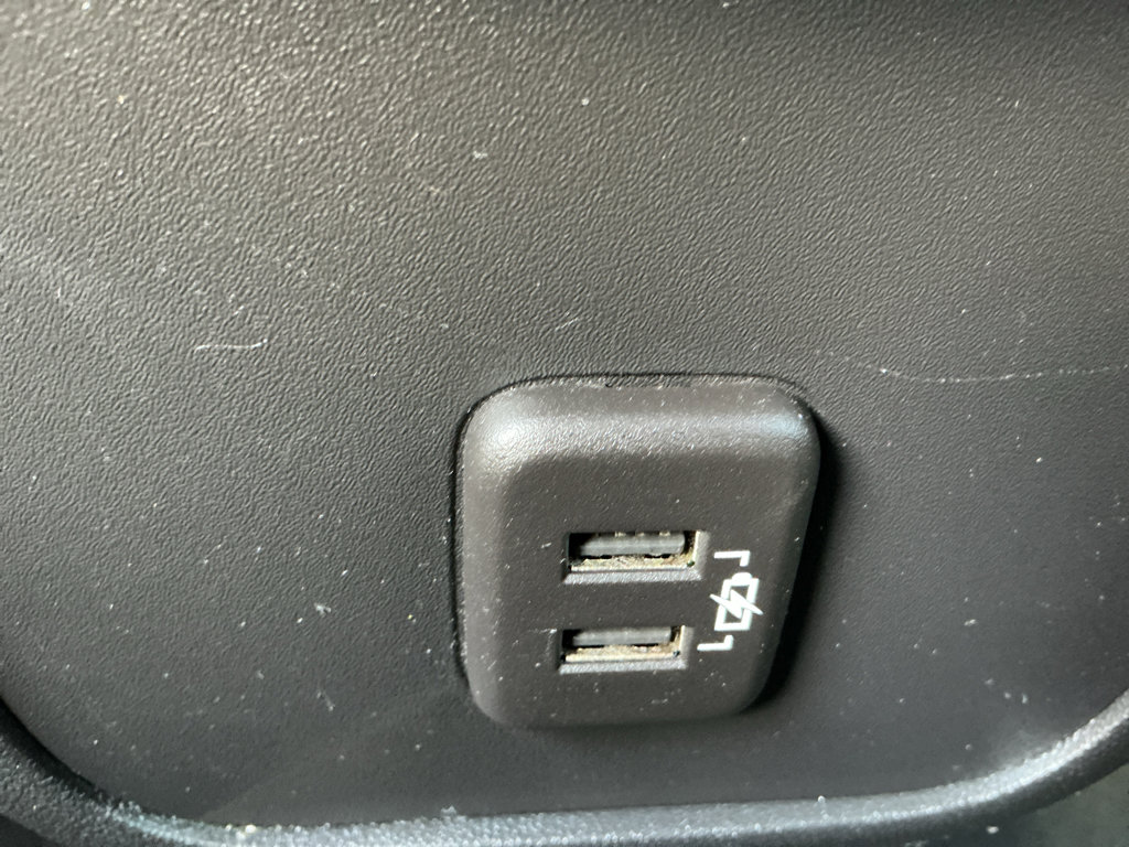 Used 2023 Chevrolet Equinox LT w/ Driver Convenience Package AWD/4WD image 18