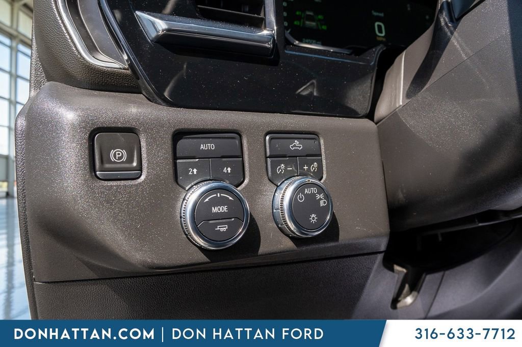 Used 2022 GMC Sierra 1500 SLE image 13