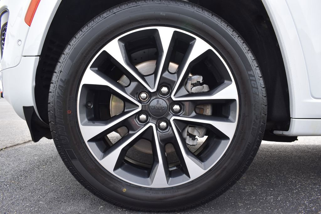 Used 2021 Jeep Grand Cherokee L Overland w/ Advanced Protech Group III image 18