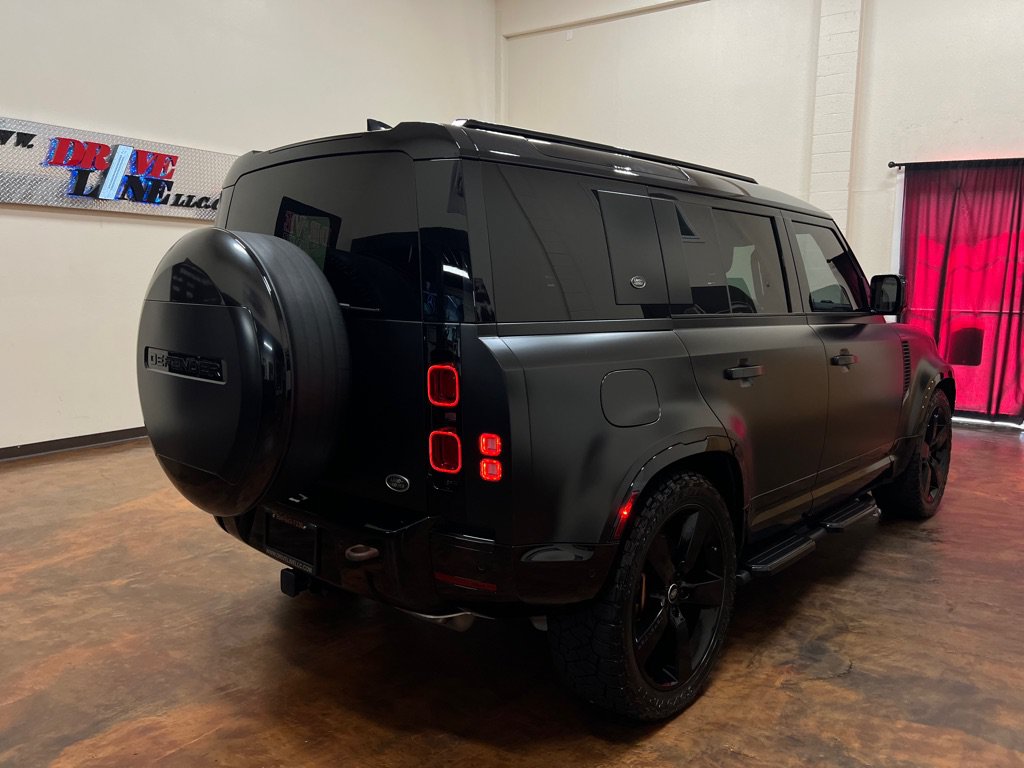 Used 2023 Land Rover Defender 110 X-Dynamic SE AWD/4WD image 9